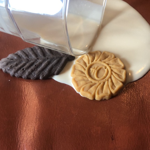 Fake Spilled Milk With Cookied - Picture 2 of 6